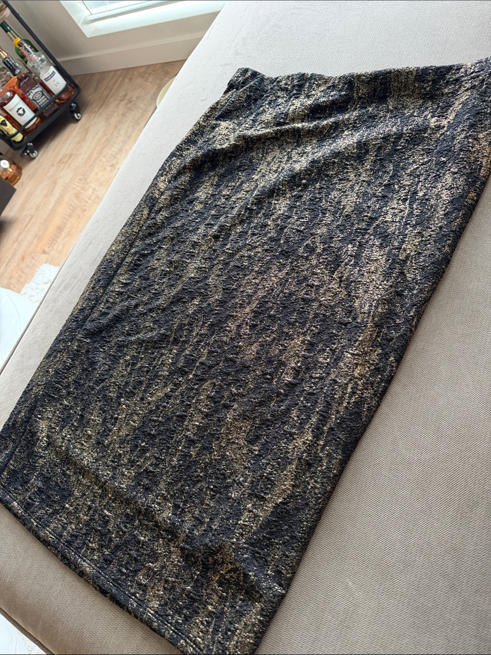 Leith Black and Gold Metallic Pencil Skirt